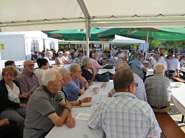 Fast alle Bänke waren voll | Foto: Brigitte Melder