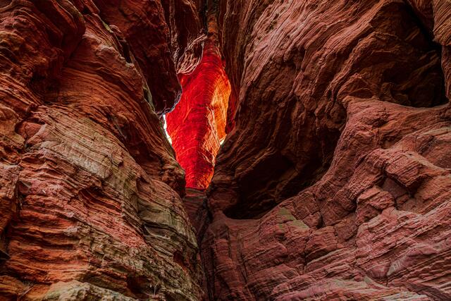 Motiv 12: "Altschlossfelsen-Glühen" bei Eppenbrunn | Foto: Georg Beck