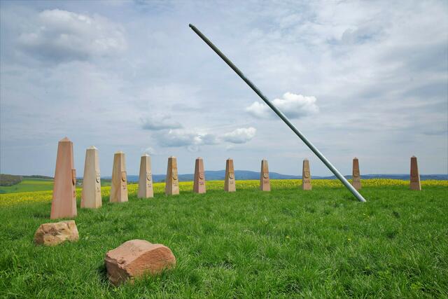 Motiv 7: Sonnenuhr auf dem Reiserberg bei Schallodenbach  | Foto: Maike Müller