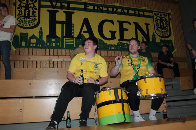 Die zwei Fans aus Hagen | Foto: Michael Sonnick