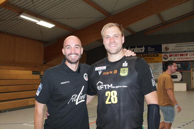 Philipp Grimm und Frederic Stüber (rechts)  | Foto: Michael Sonnick