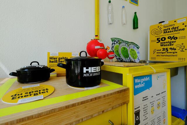 Hier gibt es Energiespartipps zum Anfassen   | Foto: Jessica Bader