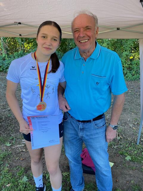 Trainer Hans Koob und sein Schützling Emma Schubert | Foto: Laura Schubert