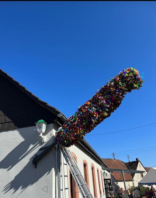 Kerwestrauß am Bürgerhaus