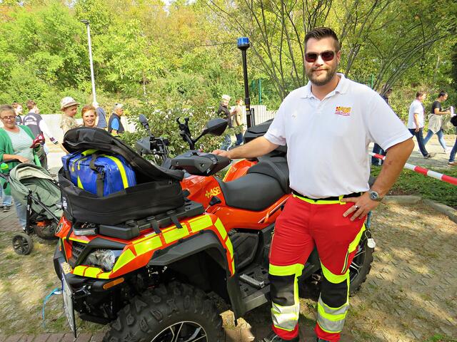 Herr Frisch am Quad | Foto: Brigitte Melder