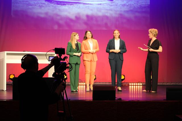 Die Wahl zur Pfälzischen Weinkönigin im Saalbau | Foto: Markus Pacher