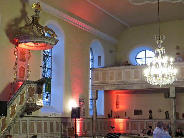 Schöne Beleuchtung in der Kirche | Foto: Brigitte Melder