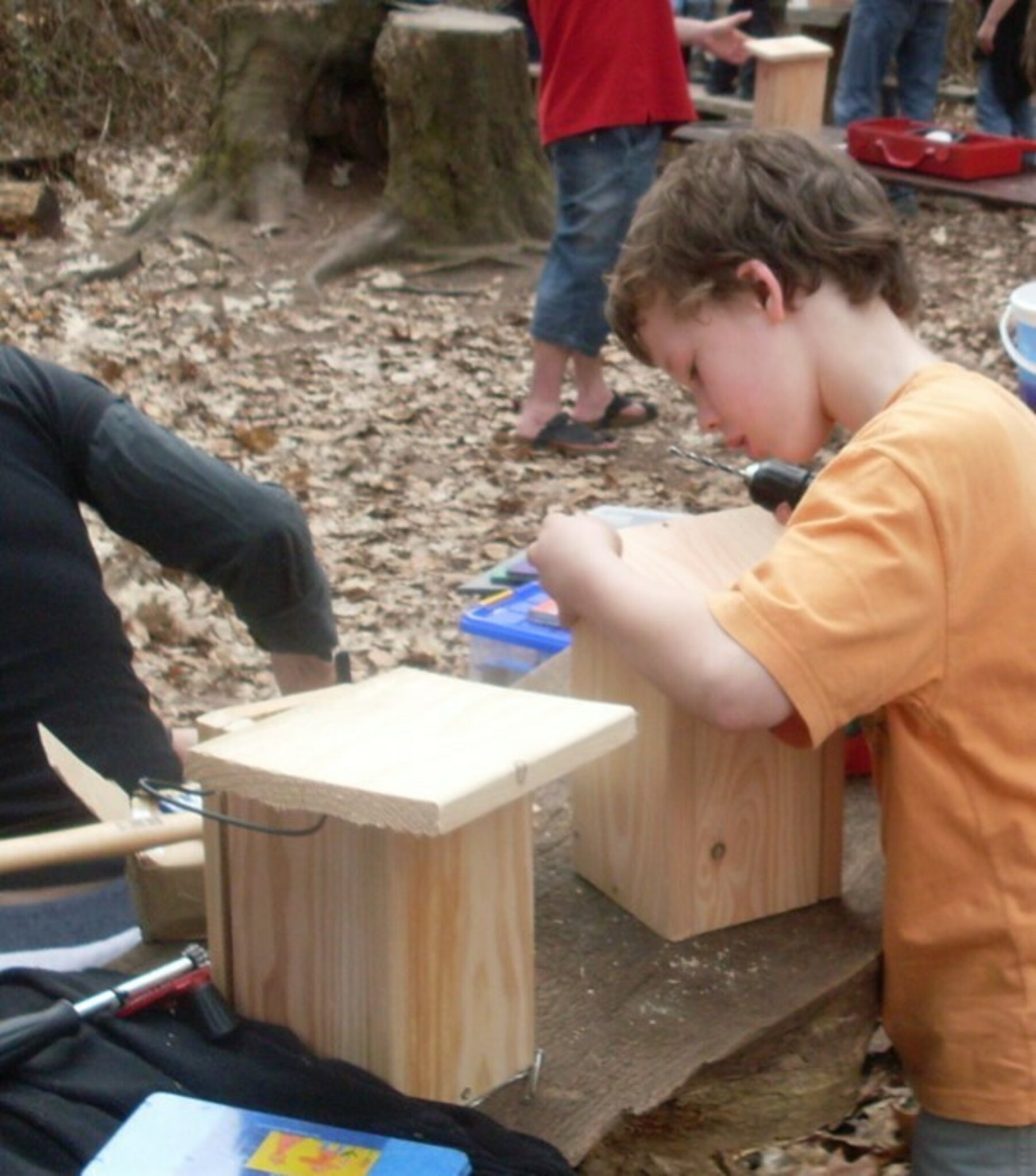 Herbstferien mit der Rucksackschule Welches Tier hat den Nistkasten genutzt? Speyer Herbstferien mit der Rucksackschule Welches Tier hat den Nistkasten genutzt? Speyer