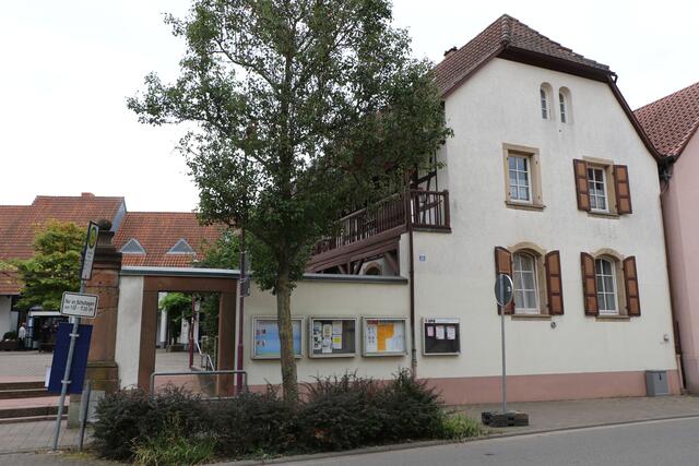 das Anwesen Hauptstraße 36 soll denkmalschutzgerecht saniert und als Gemeindehaus genutzt werden | Foto: Heike Schwitalla