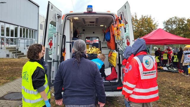 Foto: Alle Bilder (C) DRK