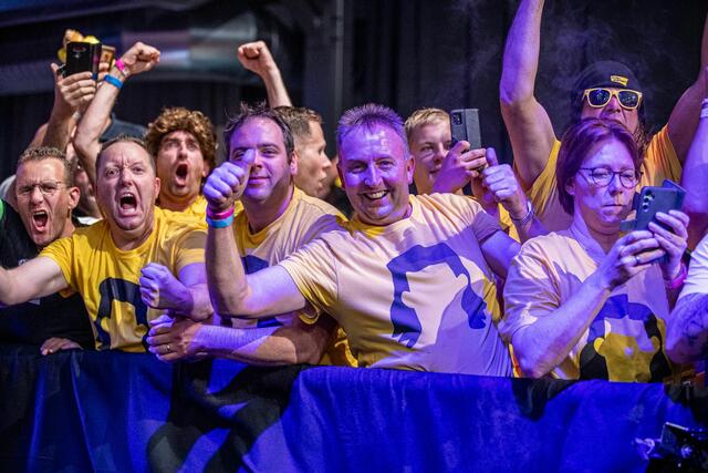 Die European Championship bietet in jeder Runde spannende Begegnungen in der Nachmittags- und Abend-Session für das Publikum | Foto: PDC Europe / Jonas Hunold