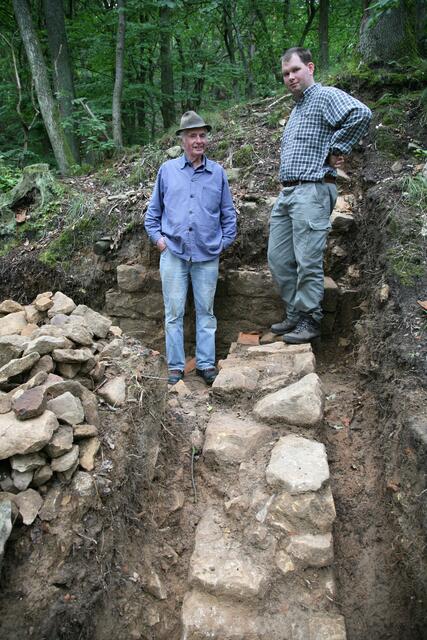 Ausgrabungen auf Alt-Scharfeneck | Foto: G. Decker