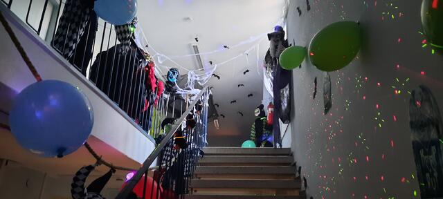 Vorbereitet für die Halloweenparty im Rathaus | Foto: Kristin Hätterich 