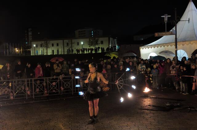 21. Kumuna Germersheim - Eröffnung mit der Feuershow "Rock`n`Fire von Sabrina Wolfram | Foto: Heike Schwitalla