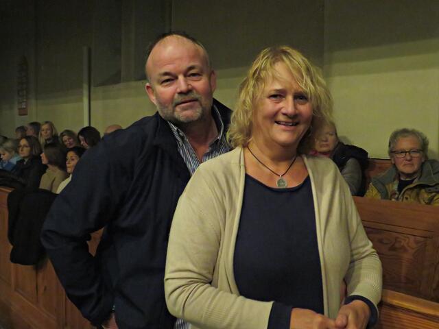 Anja Simon und Timo Weber hatten sich vor 1 Jahr zu Dums &amp; The Band hier kennengelernt | Foto: Brigitte Melder