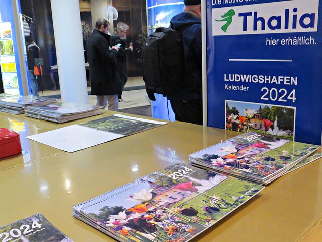 Hier gibt es die Kalender | Foto: Brigitte Melder