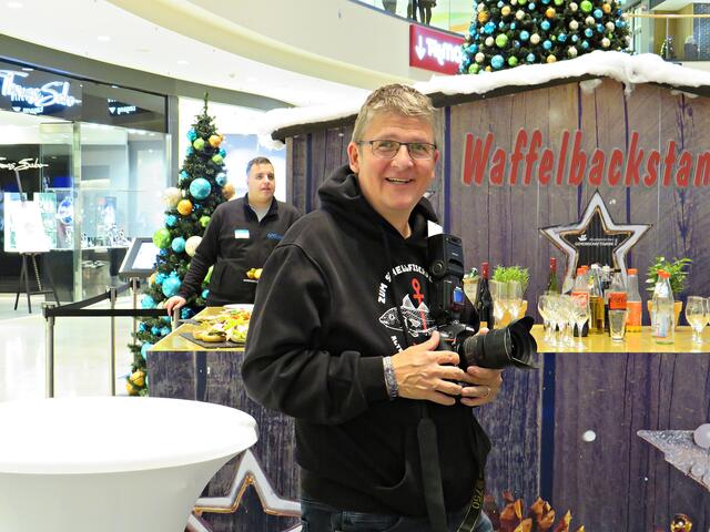 Im Auftrag der Rhein-Galerie fotografisch unterwegs: Top Fotograf Marcus Schwetasch aus Mannheim | Foto: Brigitte Melder