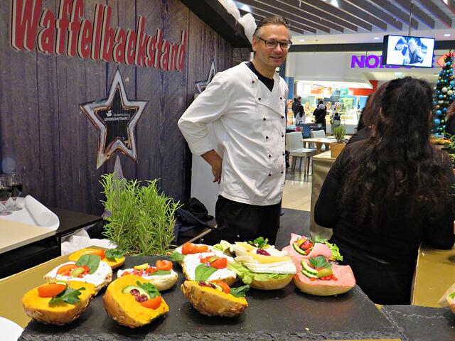 Leckere Brötchenhälften | Foto: Brigitte Melder