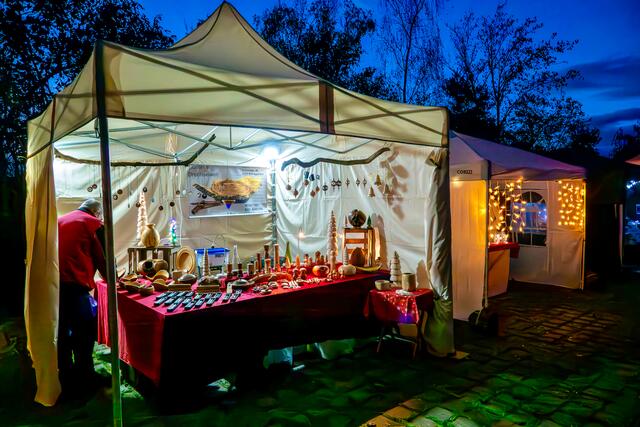 Günther Pröfrock an seinem Stand | Foto: Johann-Peter Melder