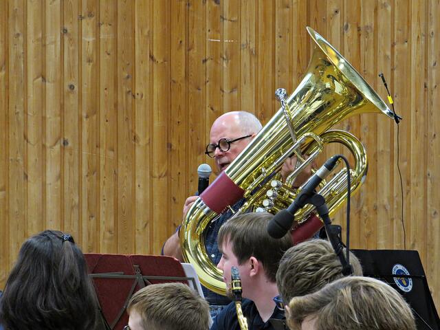 Gewichtiges Instrument: Tuba | Foto: Brigitte Melder