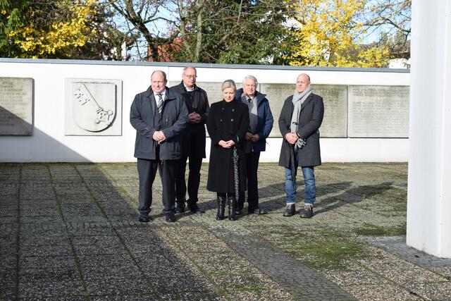 v.l.n.r. Thorsten Leva, Heiko Schipper, Andrea Franz, Hartmut Kegel, Frank Pfannebecker | Foto: Gemeinde Mutterstadt