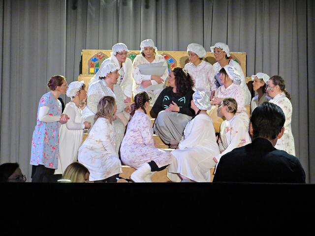 Im Nachthemd um Deloris | Foto: Brigitte Melder