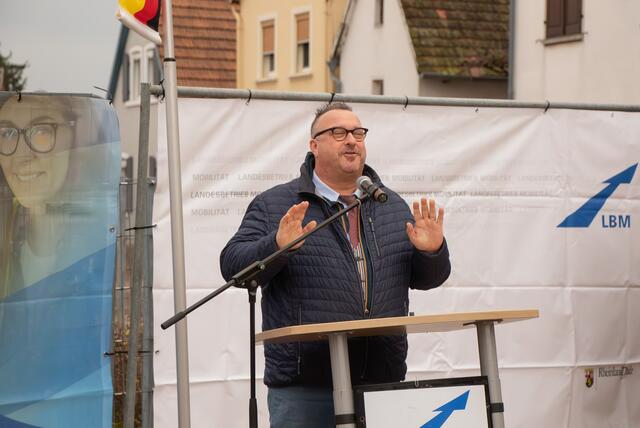 Staatssekretär Andy Becht freut sich - in seinem Amt und als Bellheimer | Foto: Heike Schwitalla