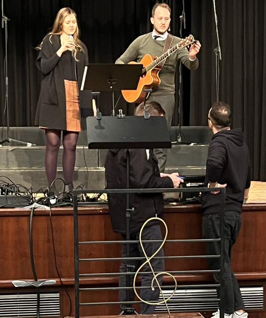 Künstler kommen früh an, üben fleißig und setzen ihre Leidenschaft ein, um ein herausragendes Musikereignis vorzubereiten. | Foto: Foto: Z. Haggag 2023 