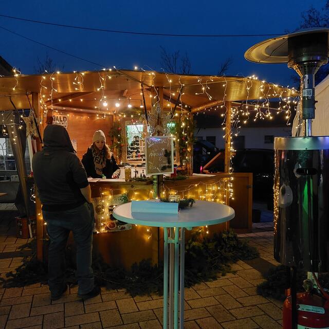 Vor 17 Uhr noch verhalten | Foto: Brigitte Melder