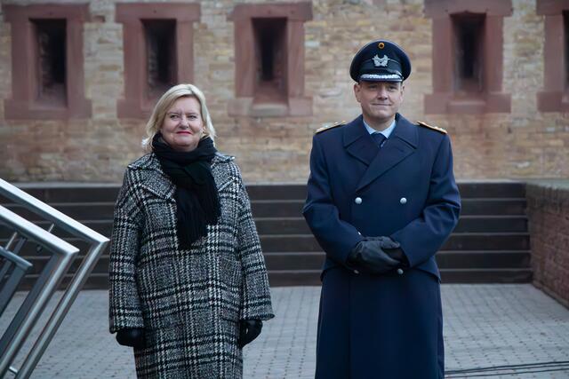 Wehrbeauftragte  des Deutschen Bundestages, Dr. Eva Högl und Oberstleutnant Christoph Kück, Kommandeur des Luftwaffenausbildungsbataillons | Foto: Heike Schwitalla