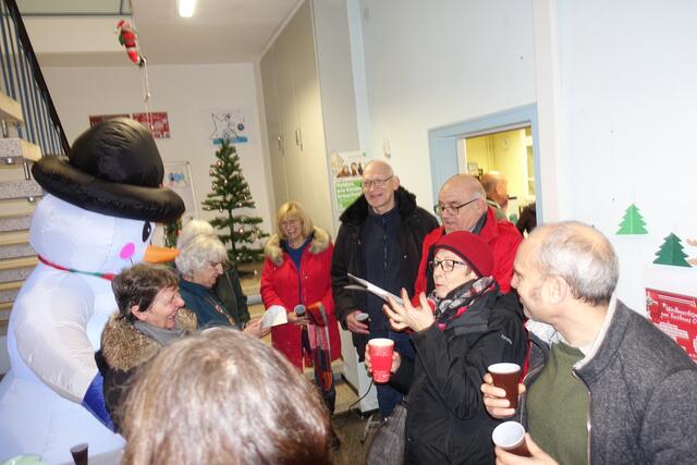 Lebendiger Adventskalender in der Zweigstelle der Stadtbibliothek Friedrichsfeld | Foto: Kristin Hätterich