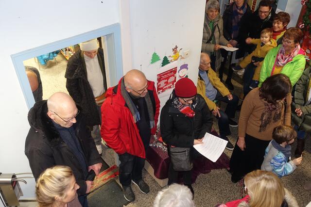 Lebendiger Adventskalender in der Zweigstelle der Stadtbibliothek Friedrichsfeld | Foto: Kristin Hätterich