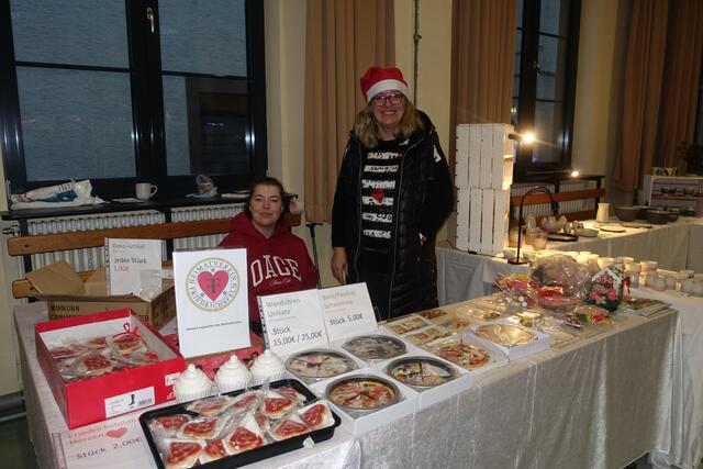 Weihnachtsmarkt Friedrichsfeld, Stand des Heimatvereins | Foto: Kristin Hätterich