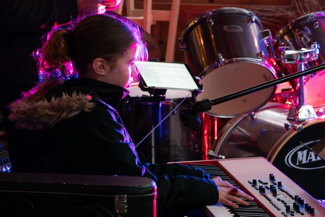 Wieder auf der Showbühne: Musikschülerin | Foto: Johann-Peter Melder