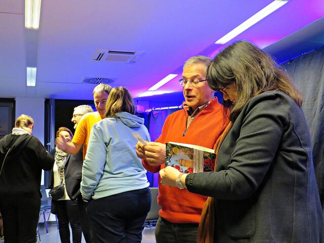 Pause und Signierung | Foto: Brigitte Melder