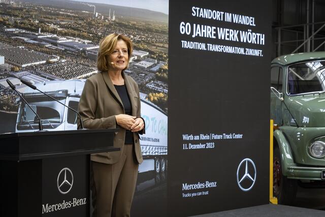 Malu Dreyer, Ministerpräsidentin des Landes Rheinland-Pfalz, spricht beim Festakt "60 Jahre Werk Wörth" | Foto:  Daimler Truck AG/gratis