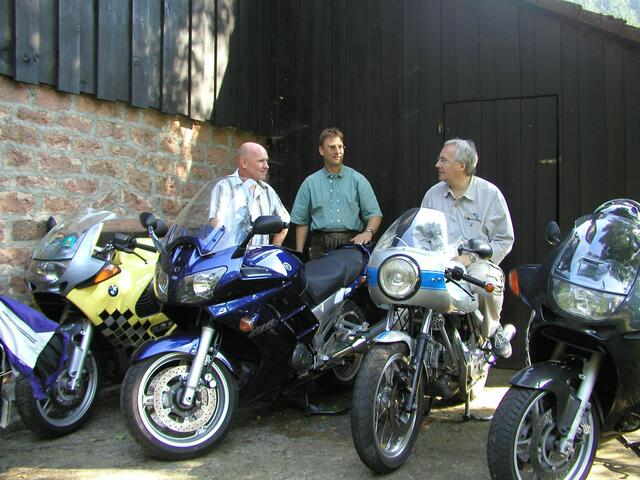 Clemens Dreisch (rechts) mit seinen Freunden Alex und Holger (Mitte) | Foto: Christelle Driesch