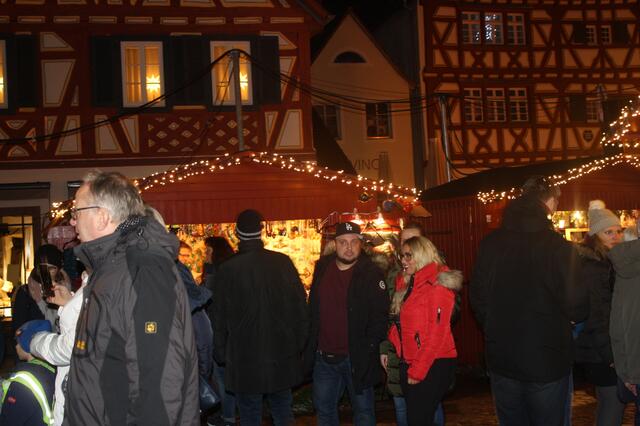 Budenzauber auf dem Ladenburger Weihnachtsmarkt | Foto: Hannelore Schäfer