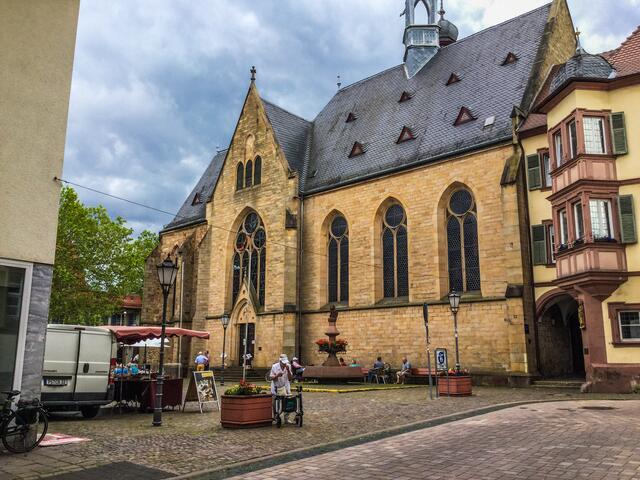 Die Marktkirche am Marktplatz Bad Bergzabern  | Foto: Zenhom Haggag