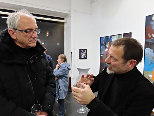 Alex Bär erklärte seine Idee zum Gemälde | Foto: Brigitte Melder