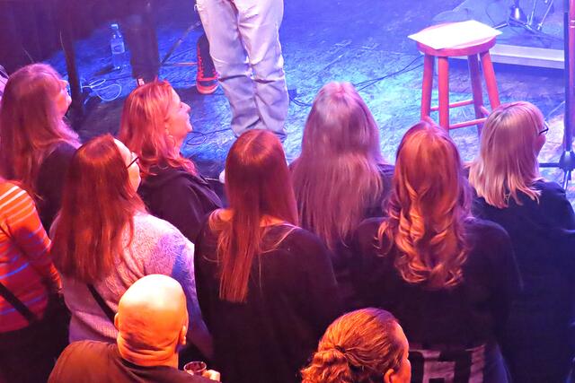 Fans der ersten Stunde in den Frontreihe | Foto: Brigitte Melder