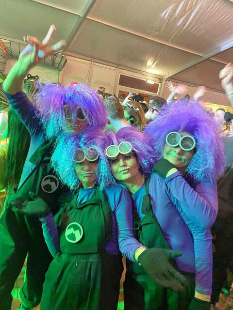 Fantasievolle Kostüme bei der Altweiberfastnacht des KVK | Foto: KVK