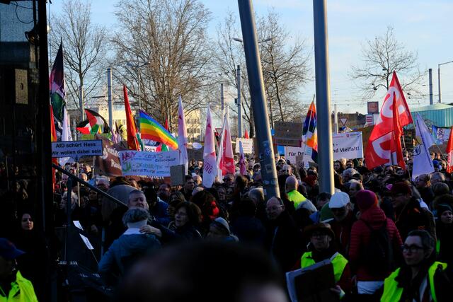 Mannheim demonstriert: „Nie wieder ist jetzt! - Vielfalt und Demokratie erhalten" | Foto: Jessica Bader