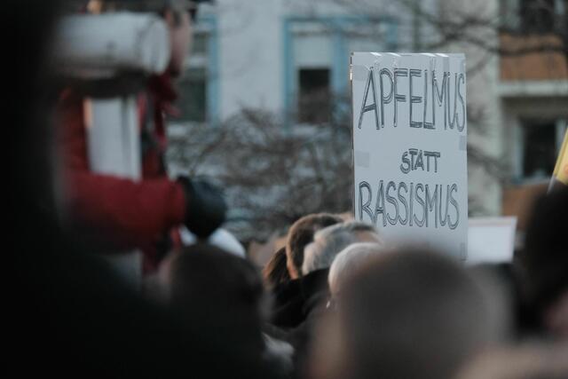 Mannheim demonstriert: „Nie wieder ist jetzt! - Vielfalt und Demokratie erhalten" | Foto: Jessica Bader