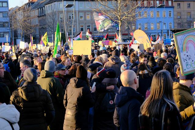 Mannheim demonstriert: „Nie wieder ist jetzt! - Vielfalt und Demokratie erhalten" | Foto: Jessica Bader