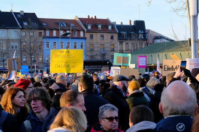 Mannheim demonstriert: „Nie wieder ist jetzt! - Vielfalt und Demokratie erhalten" | Foto: Jessica Bader