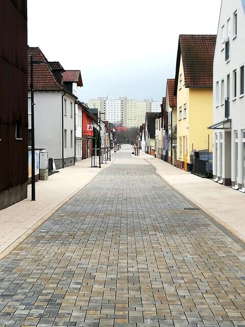Die neue Ottstraße in Wörth  | Foto: © Herbert Wetterauer
