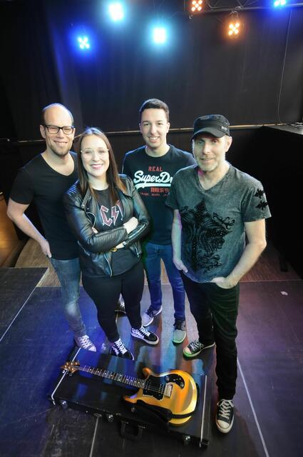 The „Rose ´n´ Mondays“ mit Marcus Wadle, Selina Sophie-Vierling, Jürgen Zapp und Julian Eulberg (von links) gastieren an Rosenmontag im Z1   | Foto: red