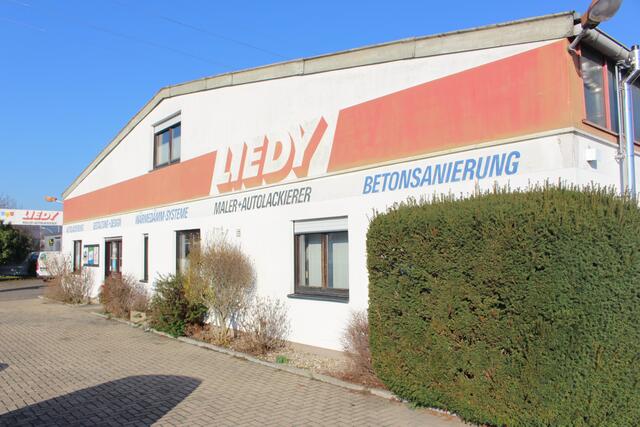 Das Gewerbegebiet Ost lockt mit einer umfassenden Auswahl an Reifen- und Ersatzteilfirmen, Reparaturwerkstättenund Fahrzeuglackierereien. | Foto: Markus Pacher