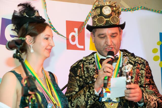 Allerlei närrische Hoheiten und Köpfe zu Gast in der Stadthalle Germersheim | Foto: Heike Schwitalla